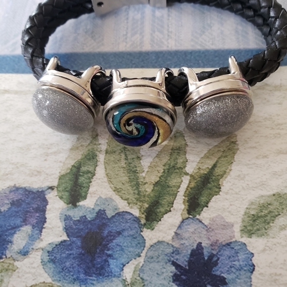 SNAP on jewelry bracelet - Picture 2 of 6